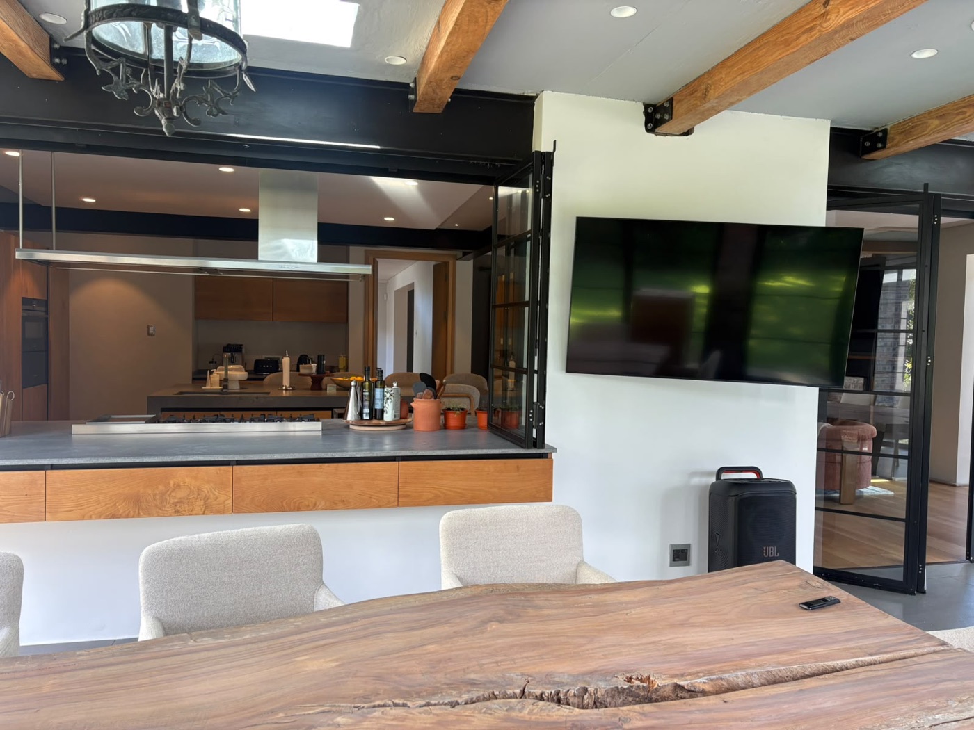 Control4 smart home upgrade with Samsung QLED TV